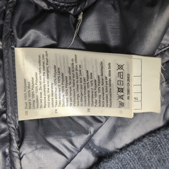 Helly Hansen Button Front Insulated Ski Jacket  With Wool Trim - Picture 6 of 6